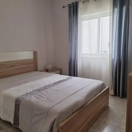 Ground Floor Palmeira With Pool 阿尔布费拉